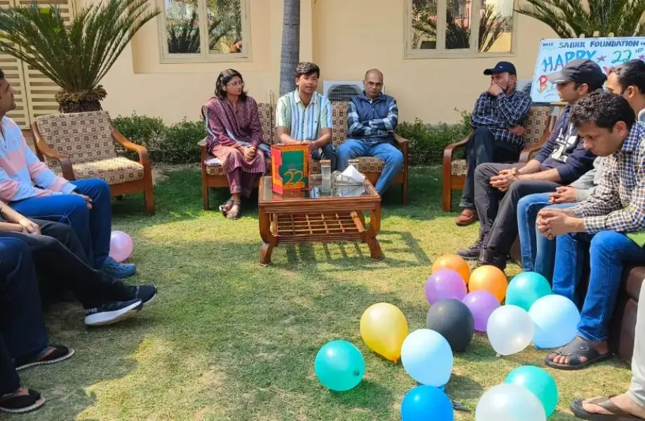 Professional group counseling and therapy session at Sabrr Foundation